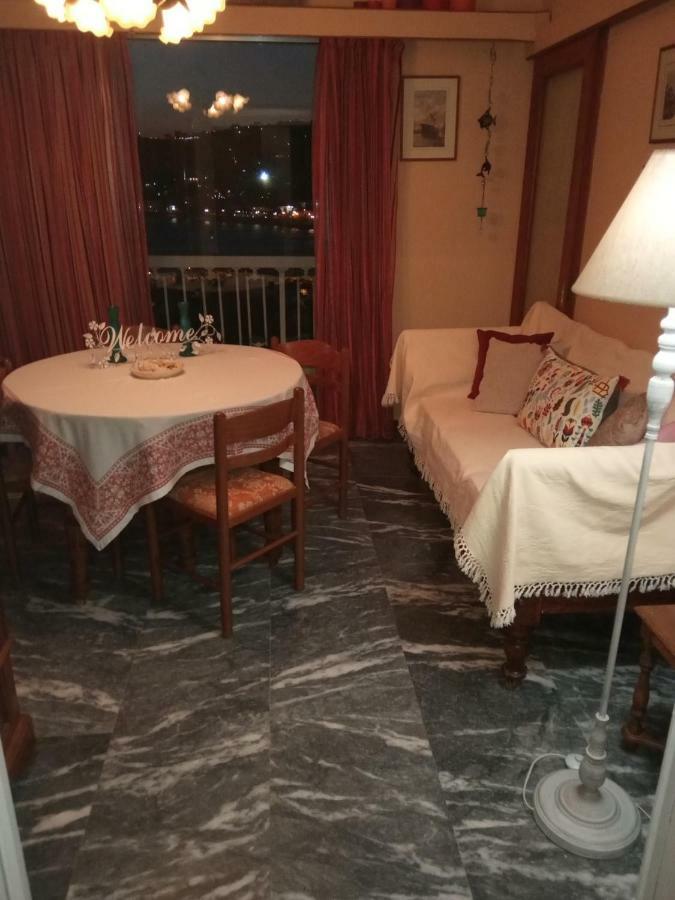 Elena'S Apartments Batsi  Luaran gambar